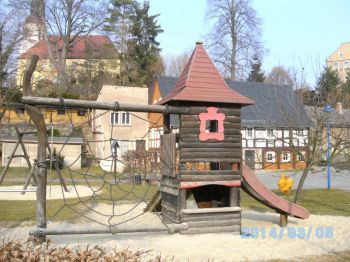Spielplatz Felsenkeller in Hainewalde.   Foto: Jürgen Walther